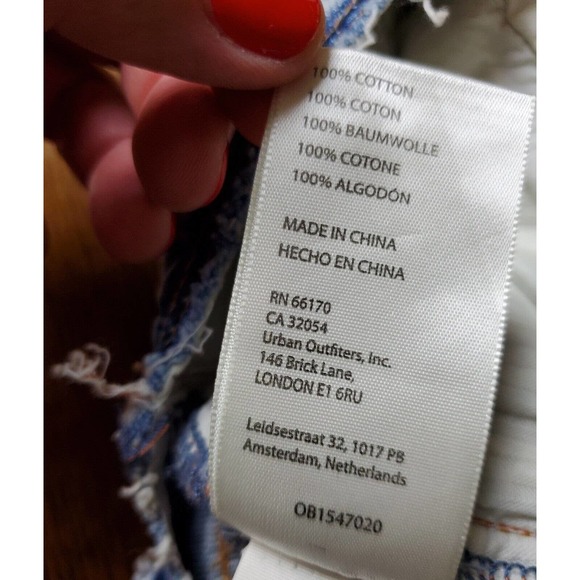 Free People Denim Shorts Size 24 Distressed Cut-offs Button-fly Medium Wash Fade - Picture 9 of 10